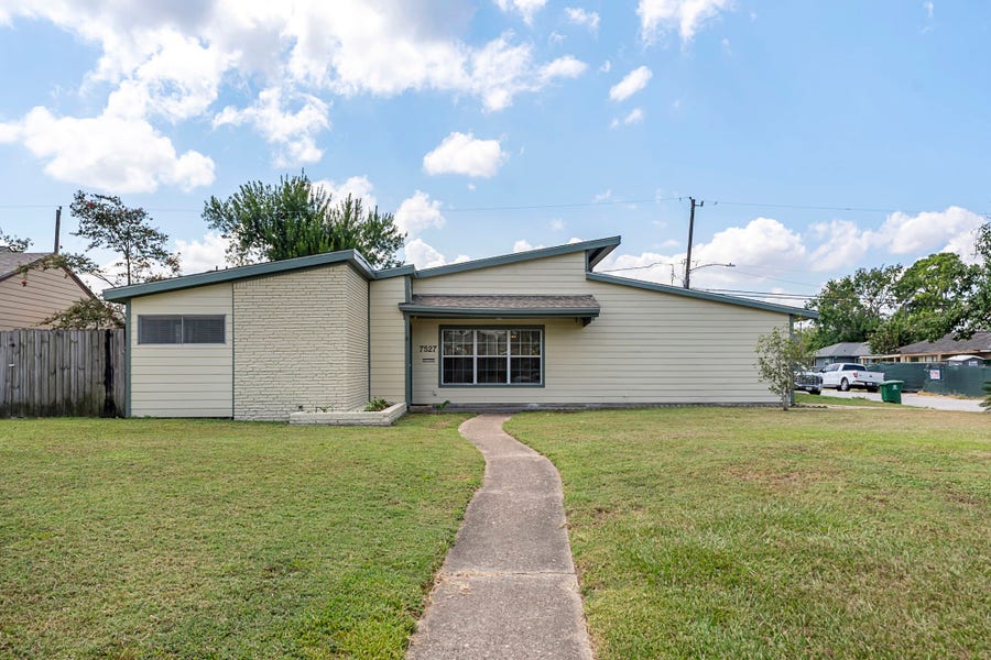 Property photo for 7527 Dearborn Street, Houston, TX