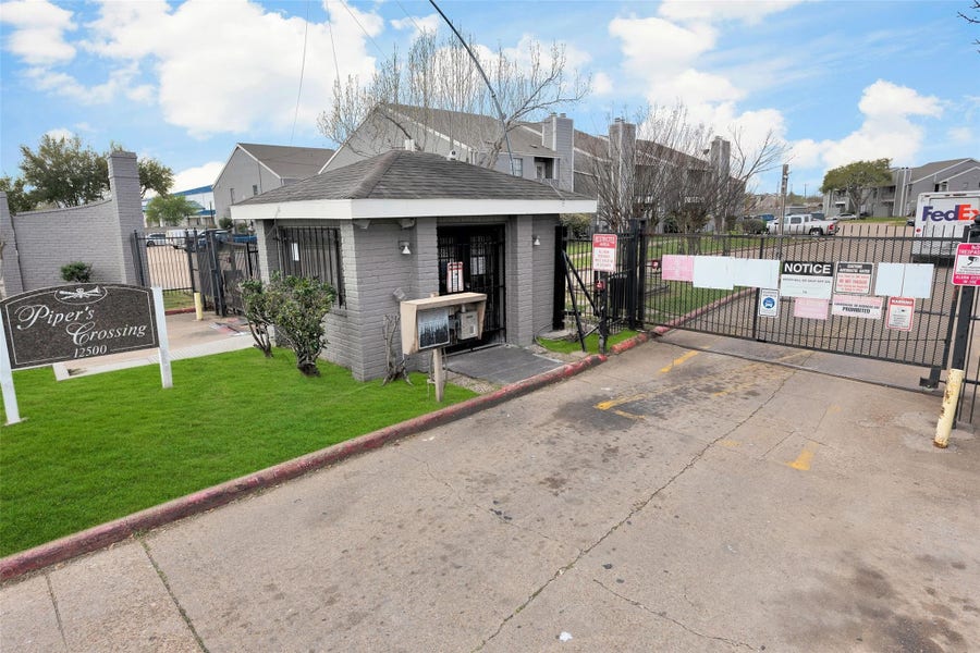 Property photo for 12500 Sandpiper Drive, #185, Houston, TX