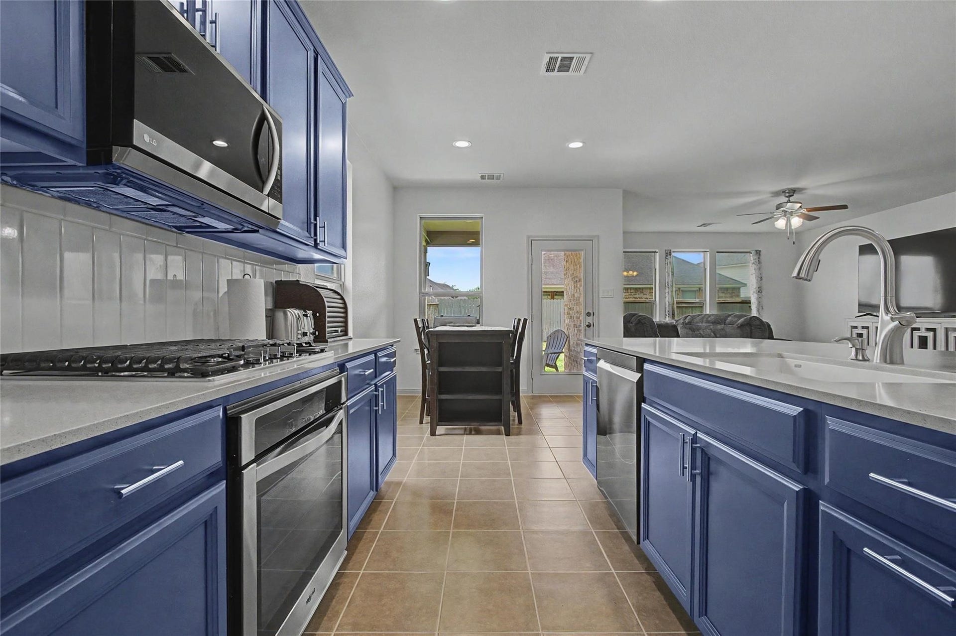30205 Willow Chase Lane, Brookshire, TX 77423 30205 Willow Chase Lane, Brookshire, TX 77423
