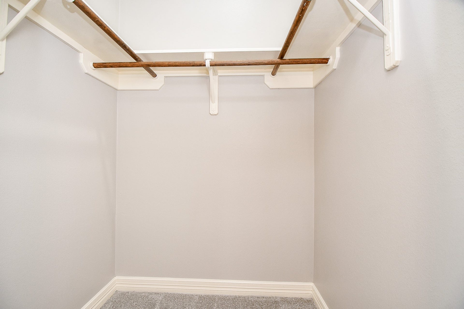 118 McGowen Street, #K, Houston, TX 77006 Primary closet