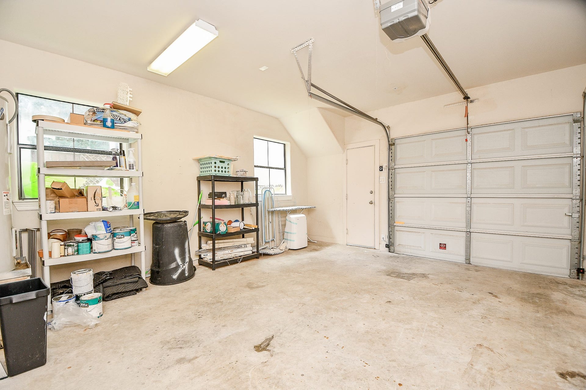 118 McGowen Street, #K, Houston, TX 77006 Oversize garage