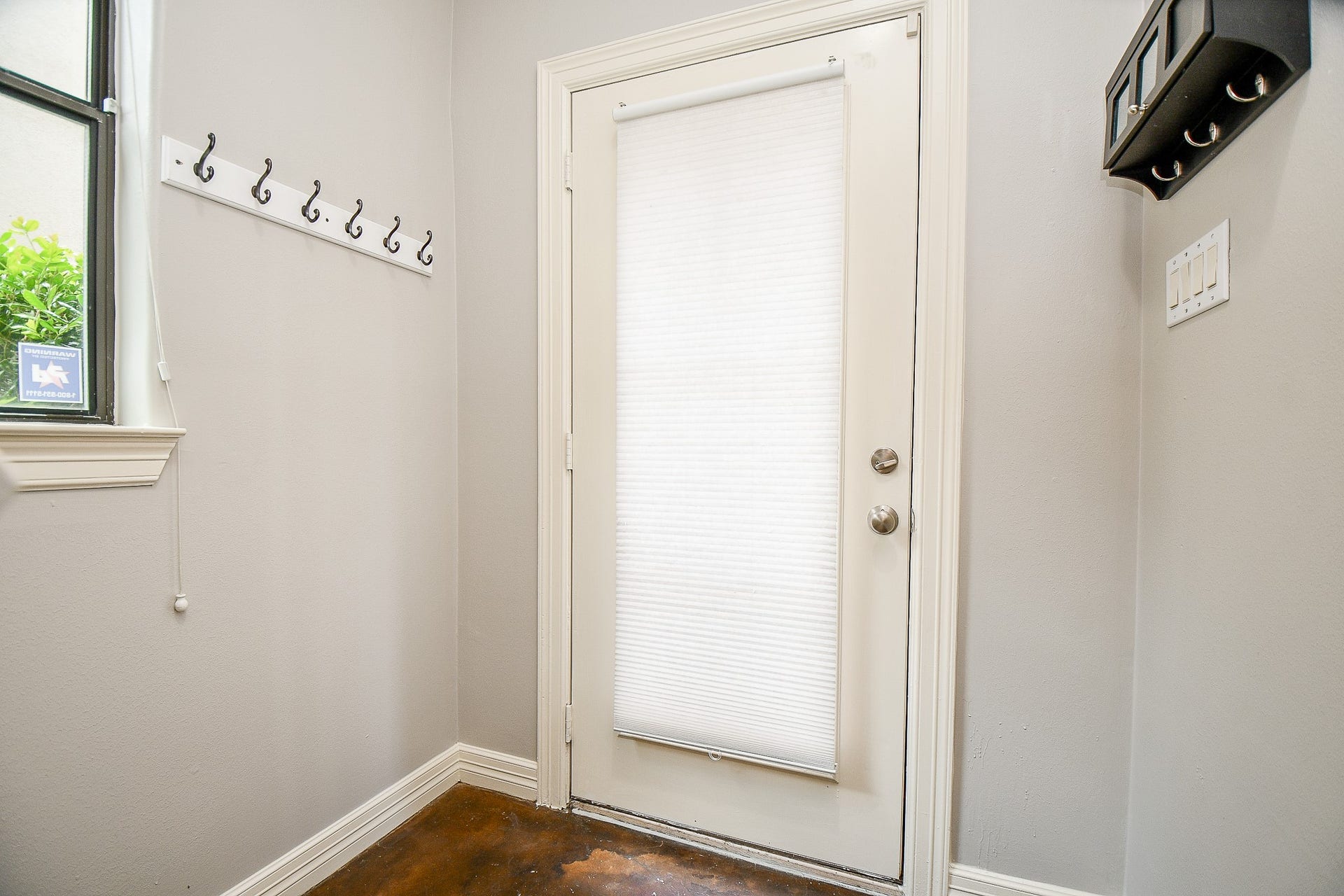 118 McGowen Street, #K, Houston, TX 77006 Recently painted enttry door with quick access to the garage