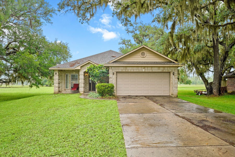 Property photo for 351 Cattle Drive Trail, Angleton, TX