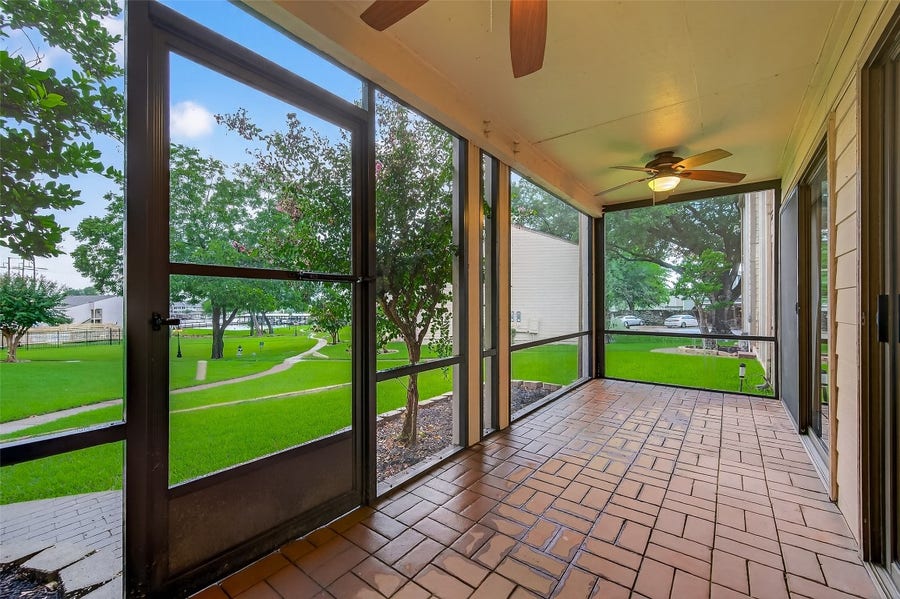 Property photo for 102 E Lakeview Terrace, Montgomery, TX