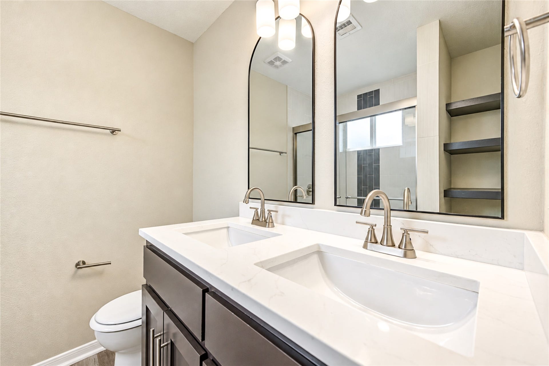 15106 Cypress Green Drive, Cypress, TX 77429 Updated primary bath with quartz countertop, DOUBLE SINKS, new fixtures and contemporary finishes.