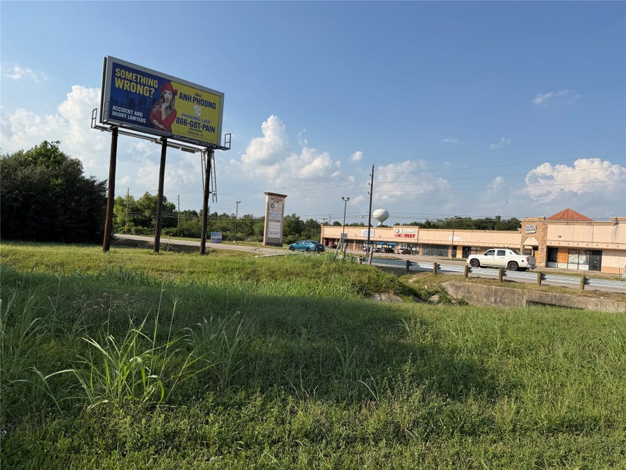 Property photo for 0 Veterans Memorial Dr, Houston, TX