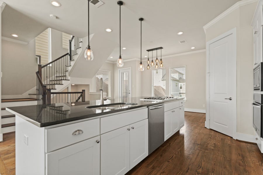 Property photo for 906 W 17th Street, #E, Houston, TX