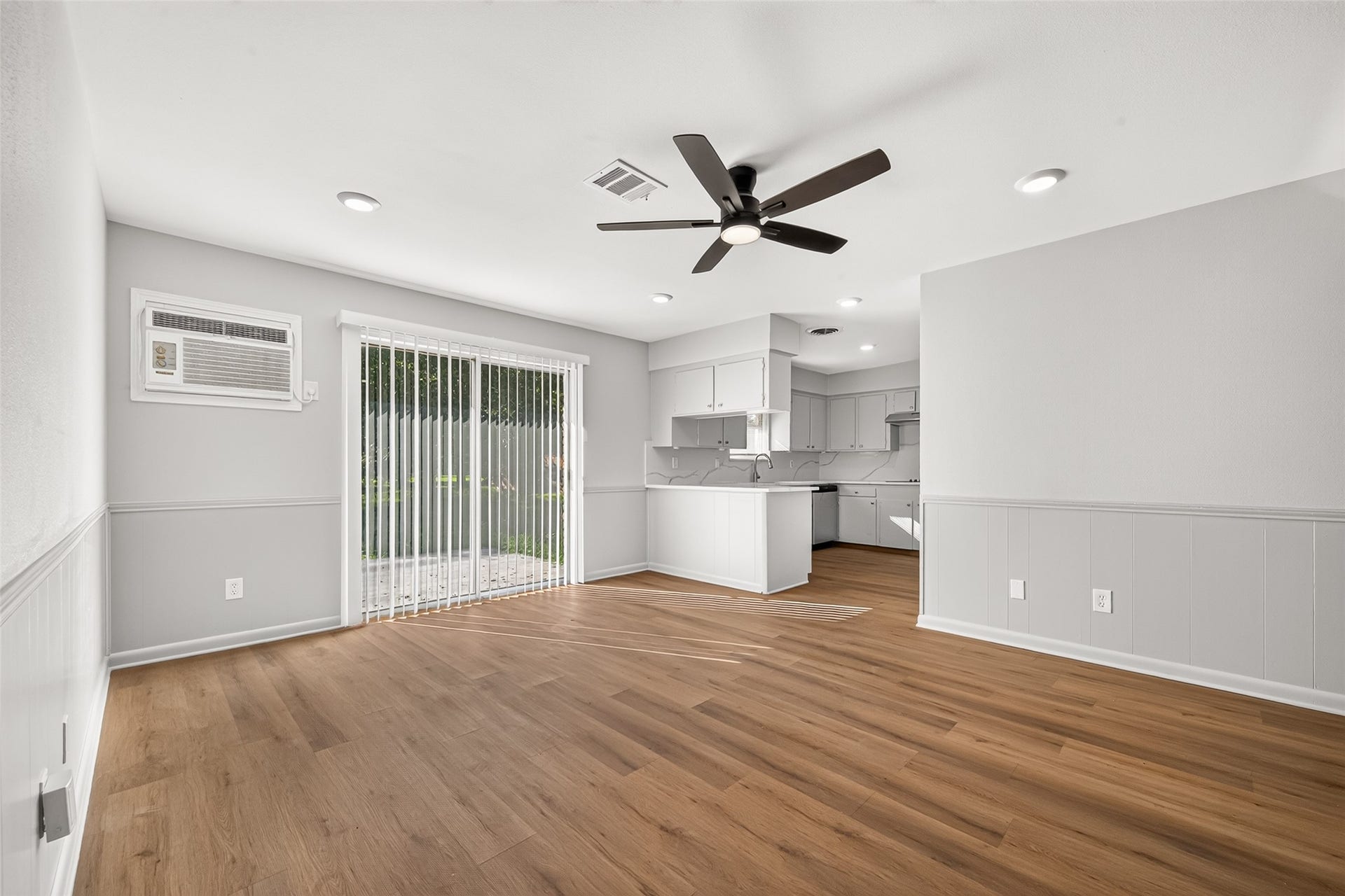 3415 County Road 361, Brazoria, TX 77422 3415 County Road 361, Brazoria, TX 77422
