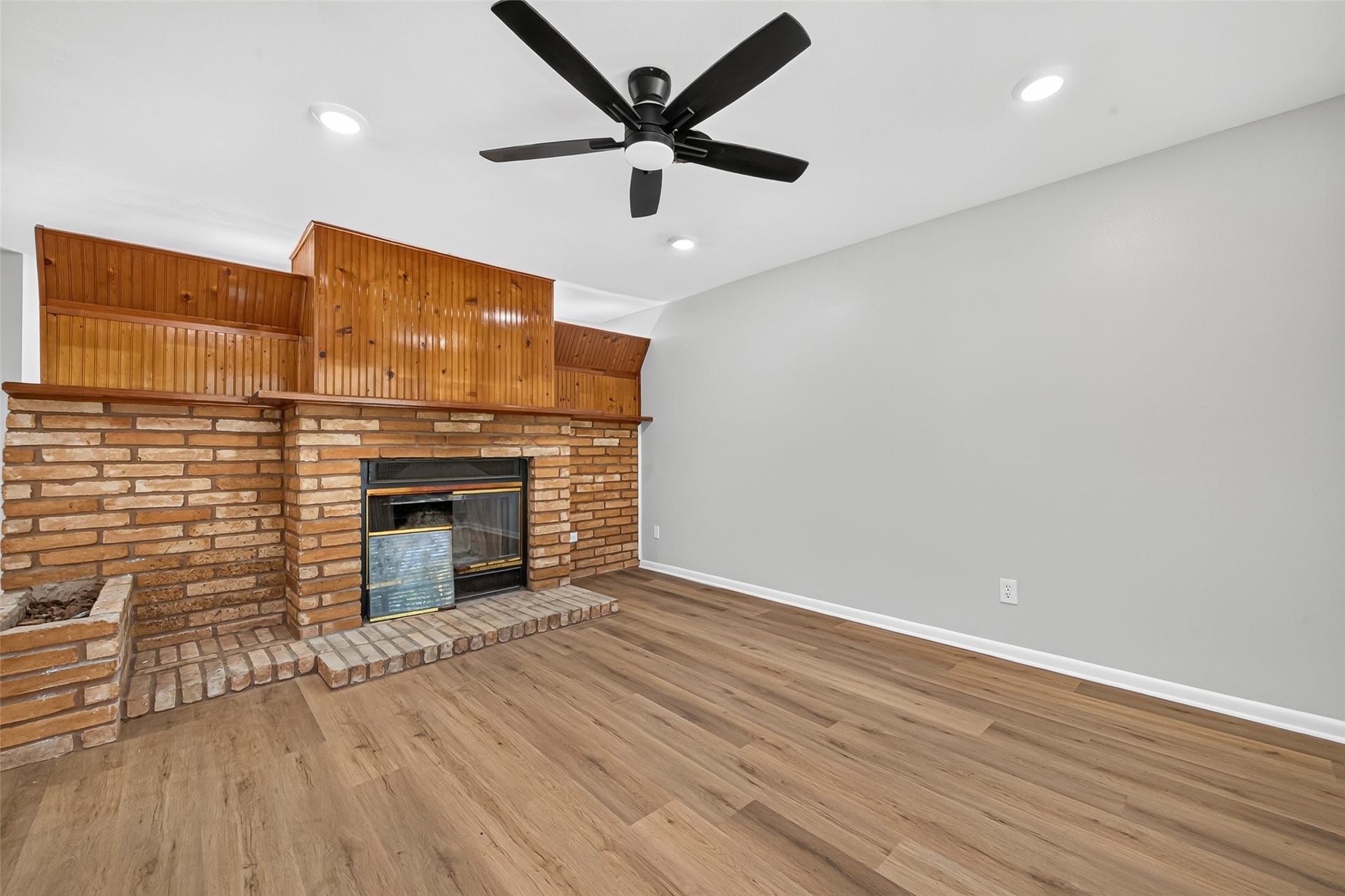 3415 County Road 361, Brazoria, TX 77422 3415 County Road 361, Brazoria, TX 77422