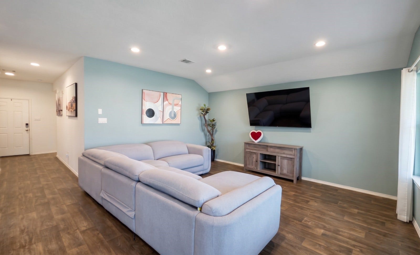 21335 Owl Road, New Caney, TX 77357 21335 Owl Road, New Caney, TX 77357