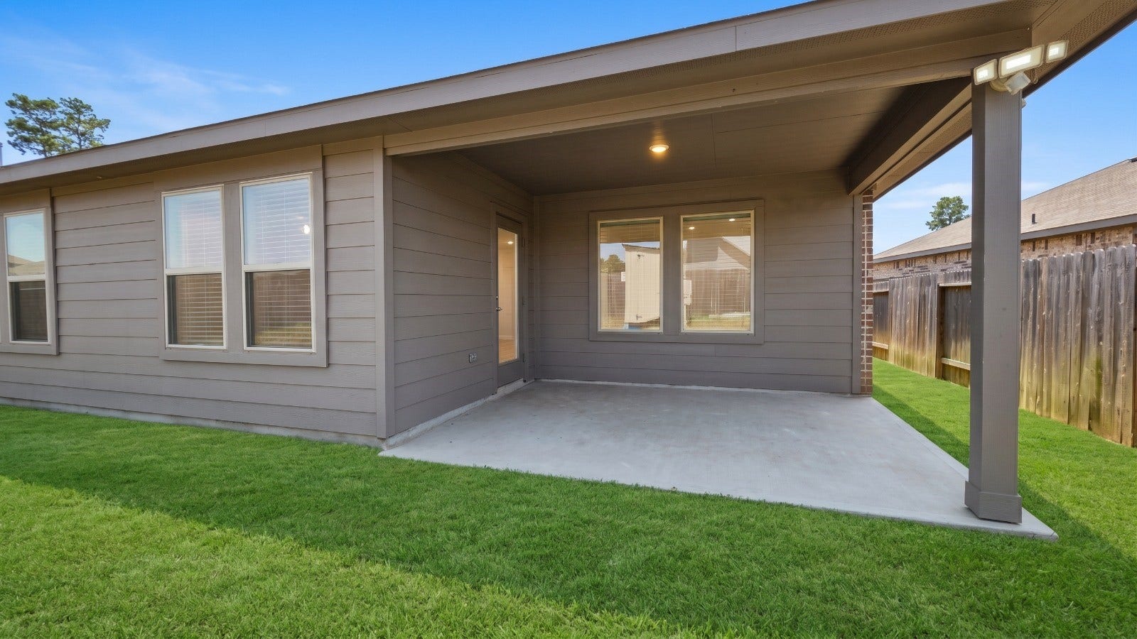 21335 Owl Road, New Caney, TX 77357 21335 Owl Road, New Caney, TX 77357