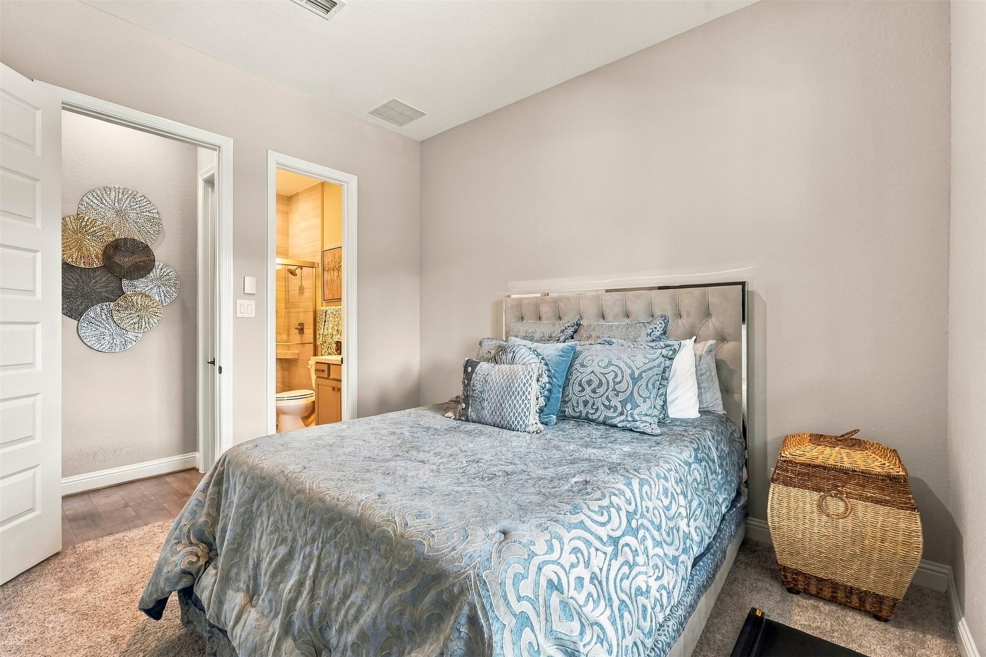 4119 Harmony Crest Lane, Sugar Land, TX 77479 4119 Harmony Crest Lane, Sugar Land, TX 77479