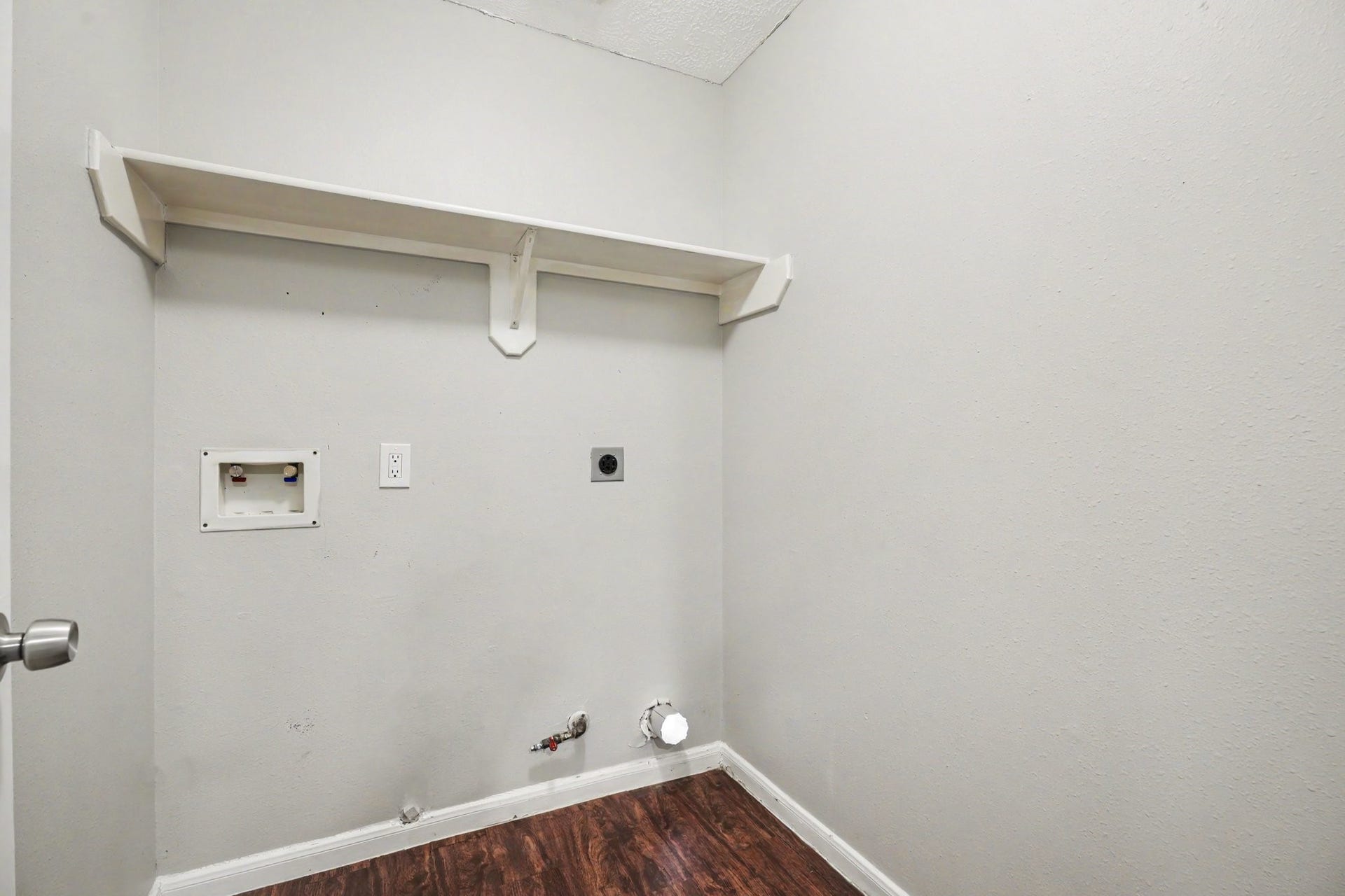 2875 Pebble Canyon Lane, Dickinson, TX 77539