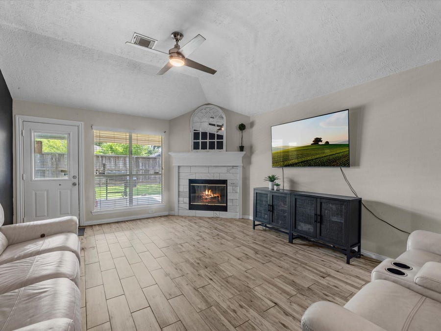Property photo for 21102 Stoney Haven Drive, Katy, TX