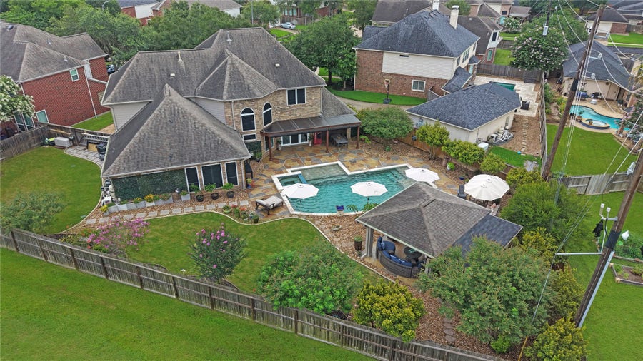 Property photo for 8603 Magnolia Forest Drive, Sugar Land, TX