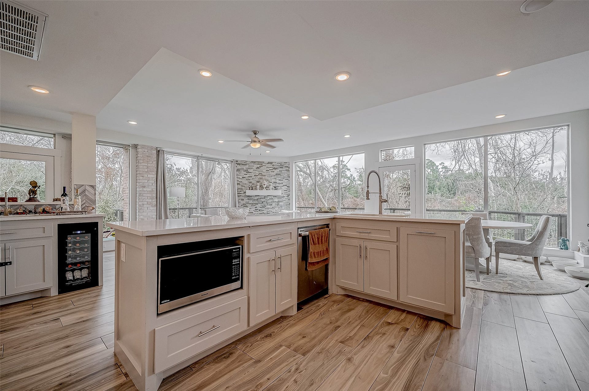 6628 Bayou Glen Road, #6628, Houston, TX 77057 6628 Bayou Glen Road, #6628, Houston, TX 77057