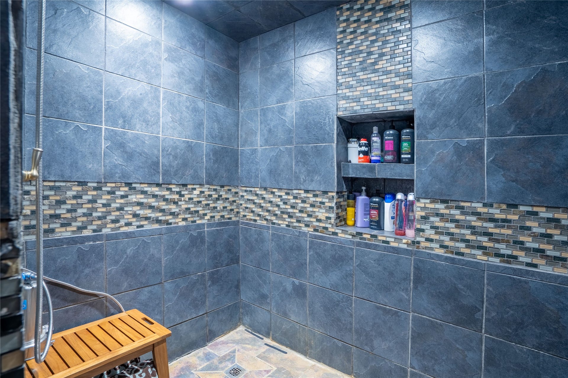 41800 Aggie Gee - Primary Bathroom Shower
