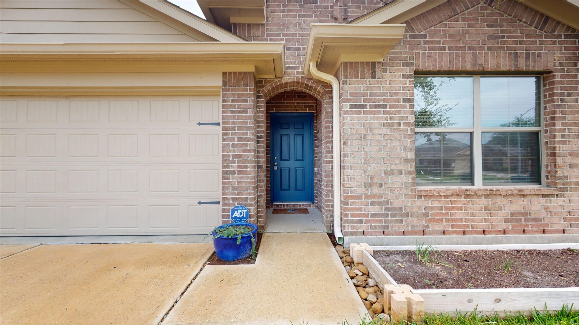 9631 Paloma Creek Drive, Tomball, TX 77375