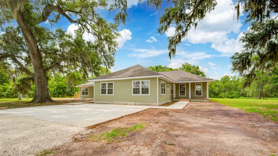 Property photo for 10300 County Road 321, Sweeny, TX