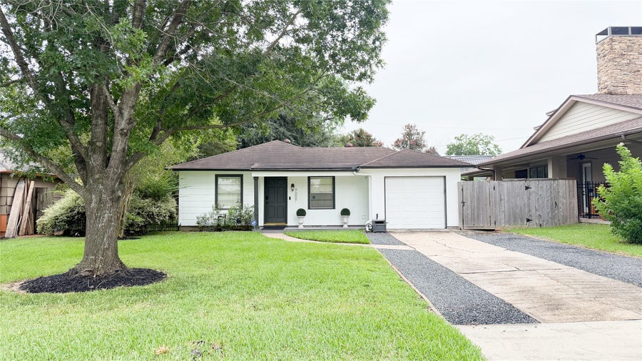 Property photo for 7007 Housman Street, Houston, TX