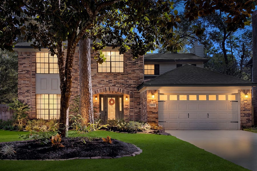 Property photo for 9 Silver Elm Place, The Woodlands, TX