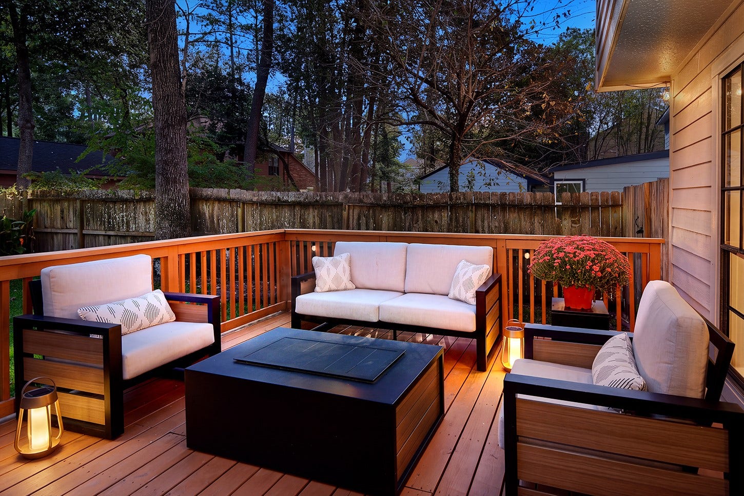 9 Silver Elm Place, The Woodlands, TX 77381 9 Silver Elm Place, The Woodlands, TX 77381