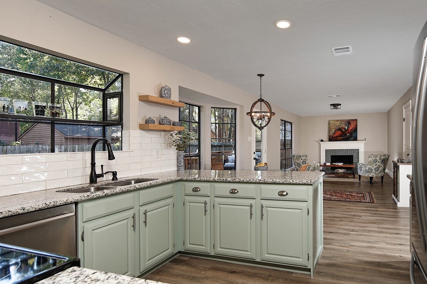 9 Silver Elm Place, The Woodlands, TX 77381 9 Silver Elm Place, The Woodlands, TX 77381