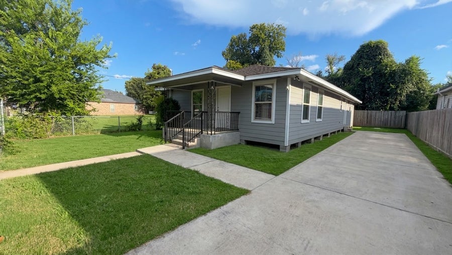 Property photo for 5022 Jewel Street, Houston, TX
