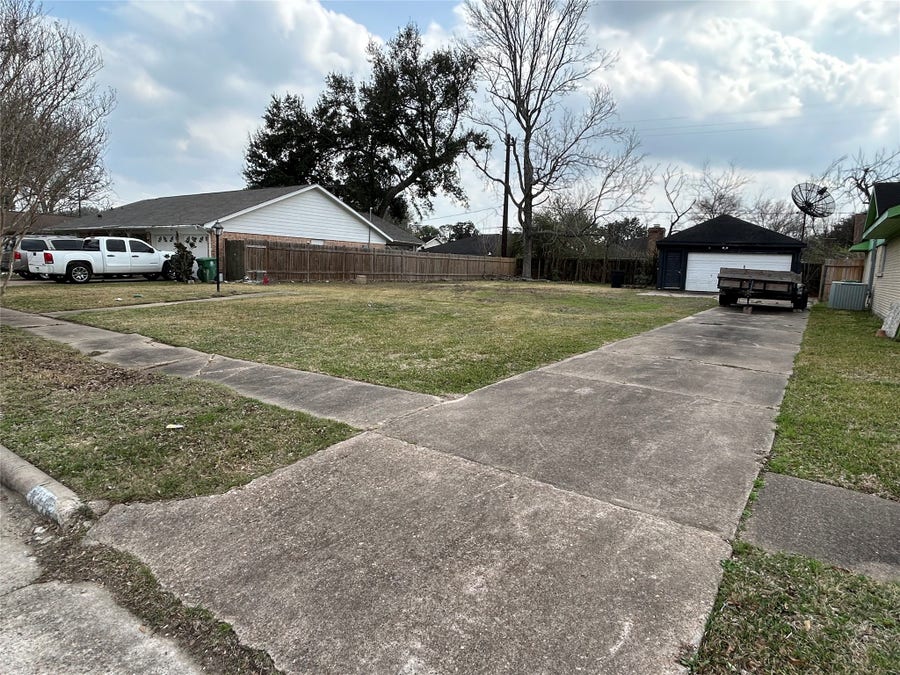 Property photo for 8218 Gulf Spring Lane, Houston, TX