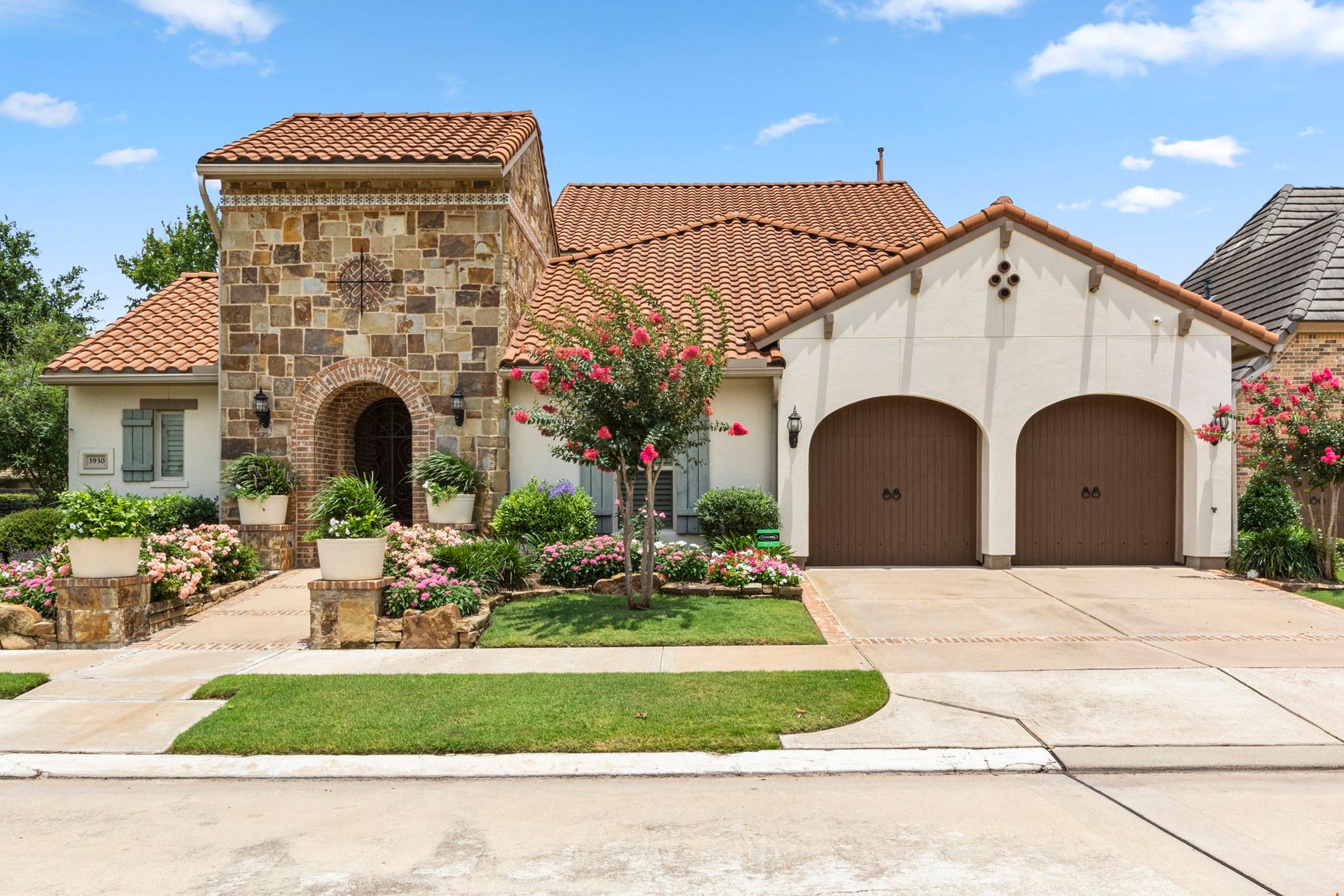 3930 Sundance Hill Lane, Sugar Land, TX 77479 3930 Sundance Hill Lane, Sugar Land, TX 77479