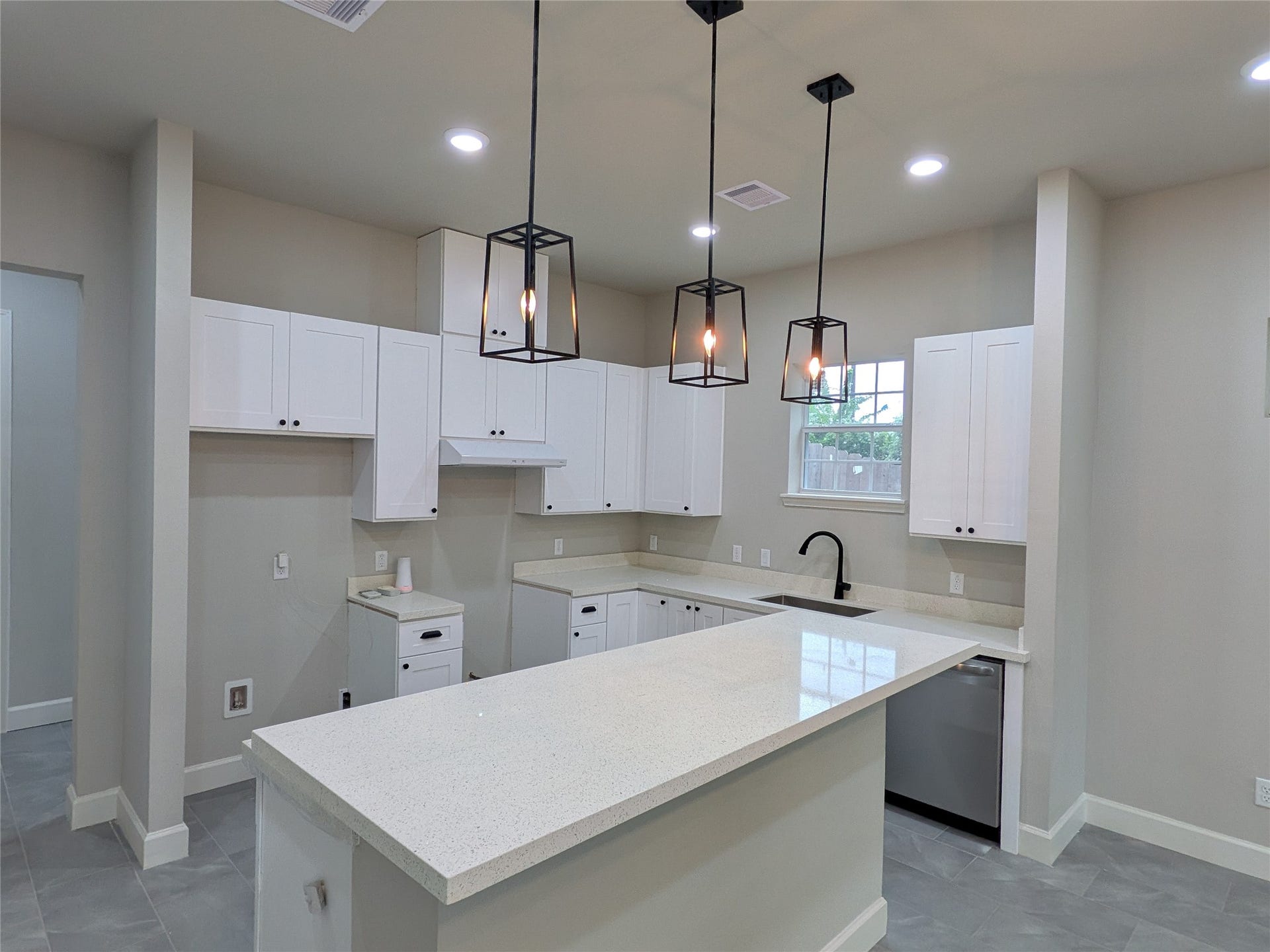 4718 Hare Street, Houston, TX 77020 4718 Hare Street, Houston, TX 77020