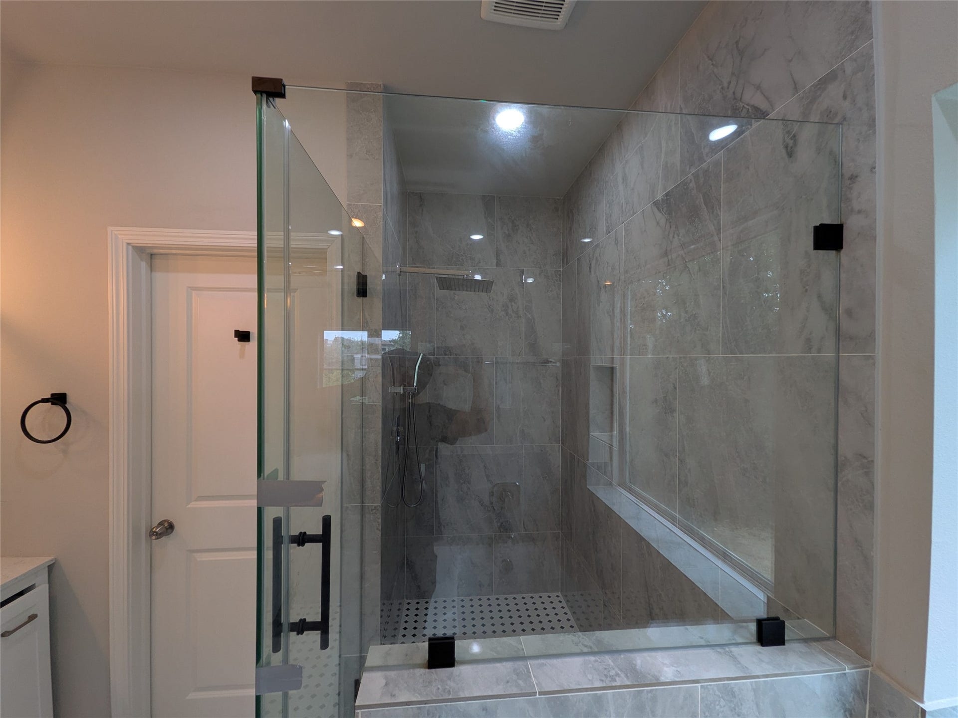 4718 Hare Street, Houston, TX 77020 4718 Hare Street, Houston, TX 77020