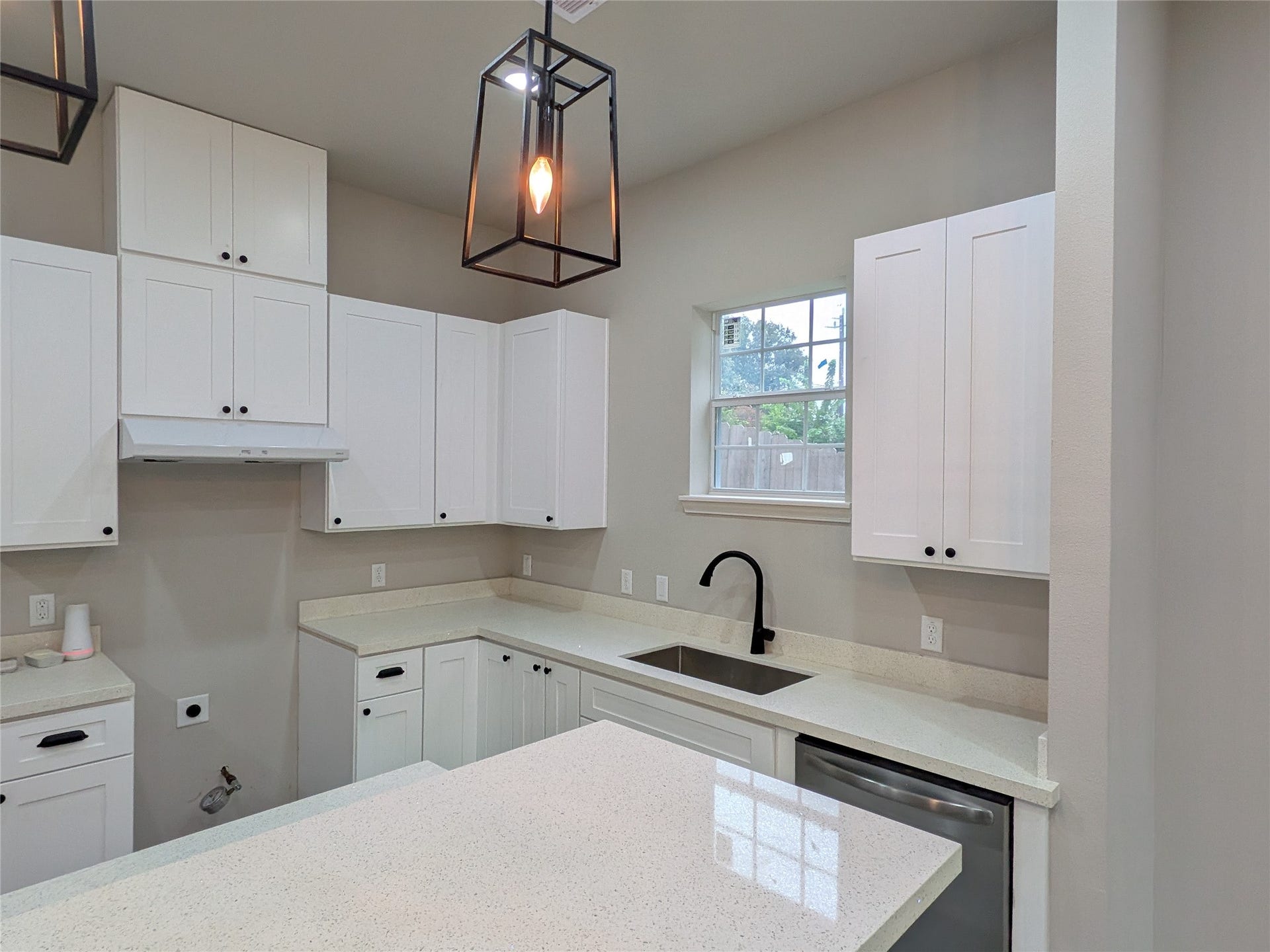 4718 Hare Street, Houston, TX 77020 4718 Hare Street, Houston, TX 77020