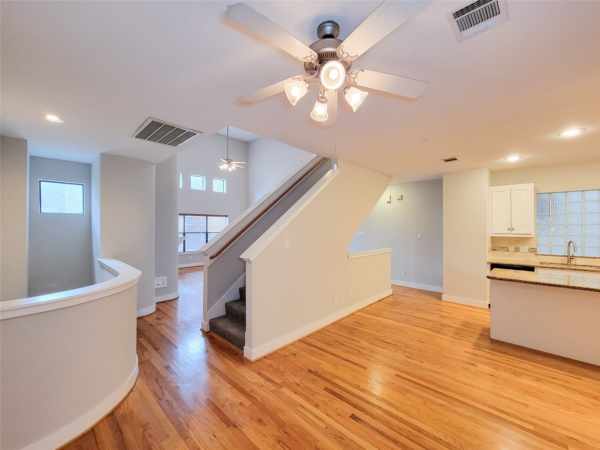 411 West 26th Street, Houston, TX 77008