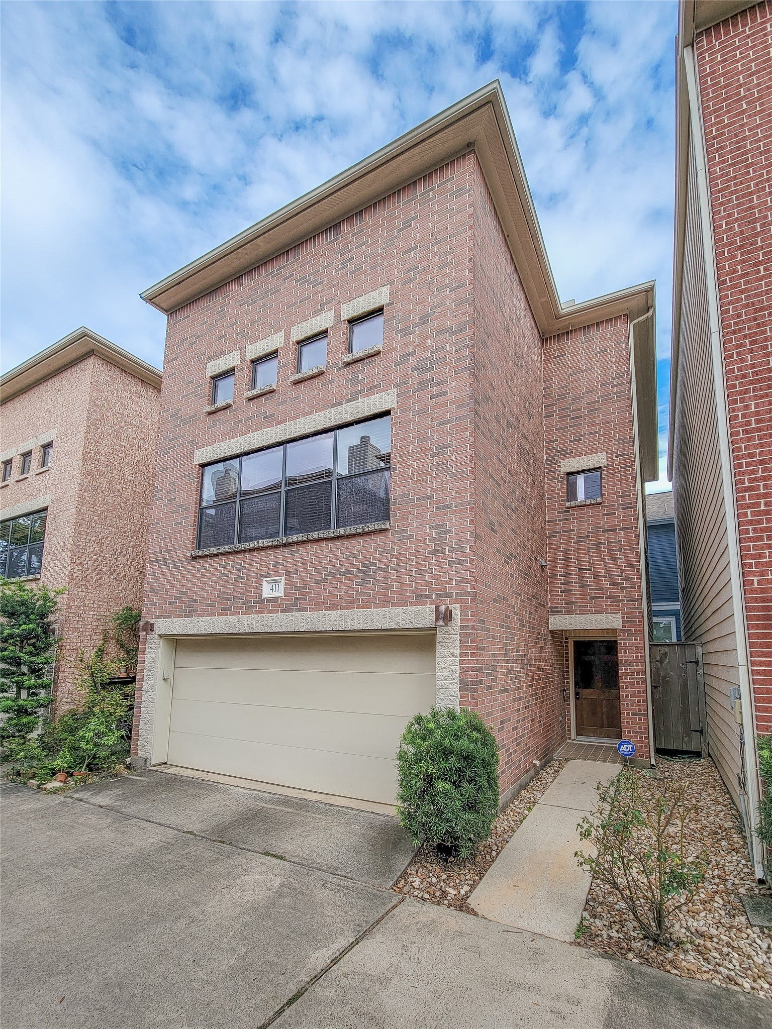 411 West 26th Street, Houston, TX 77008