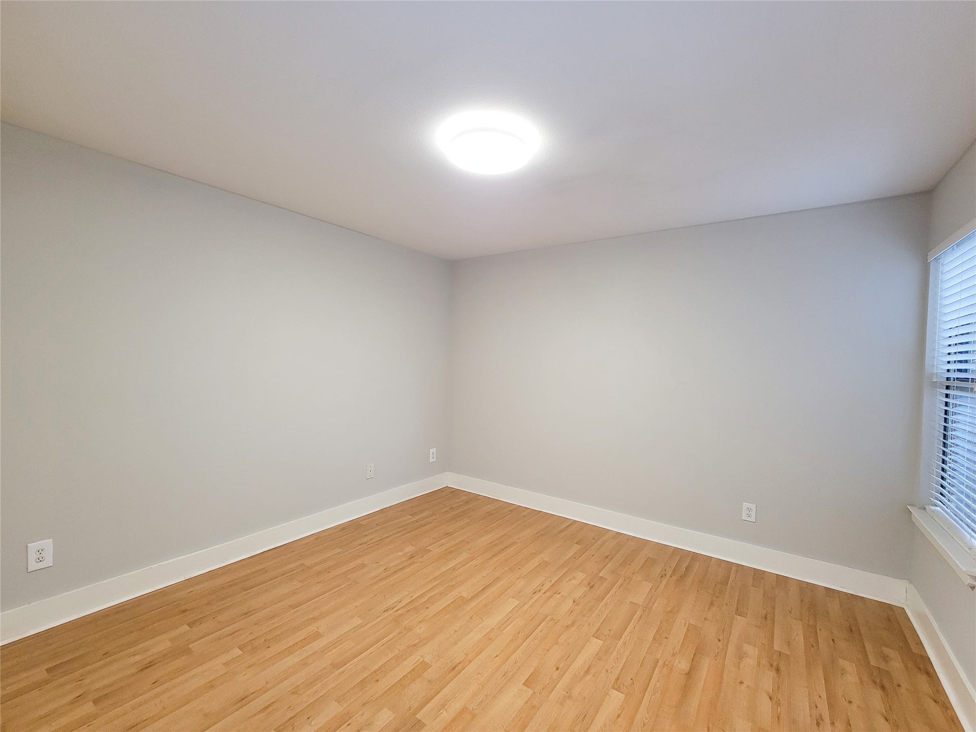 411 West 26th Street, Houston, TX 77008