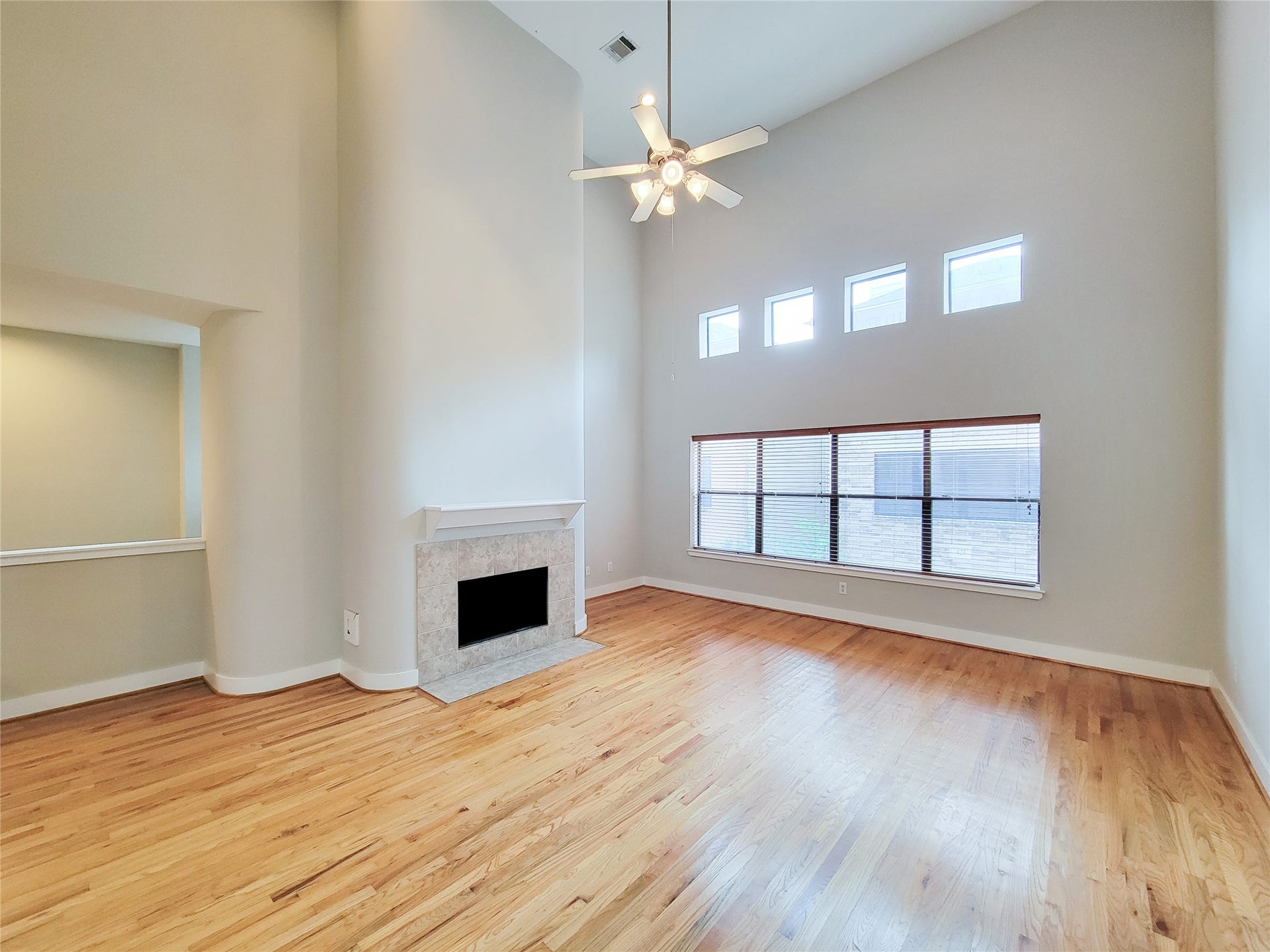 411 West 26th Street, Houston, TX 77008