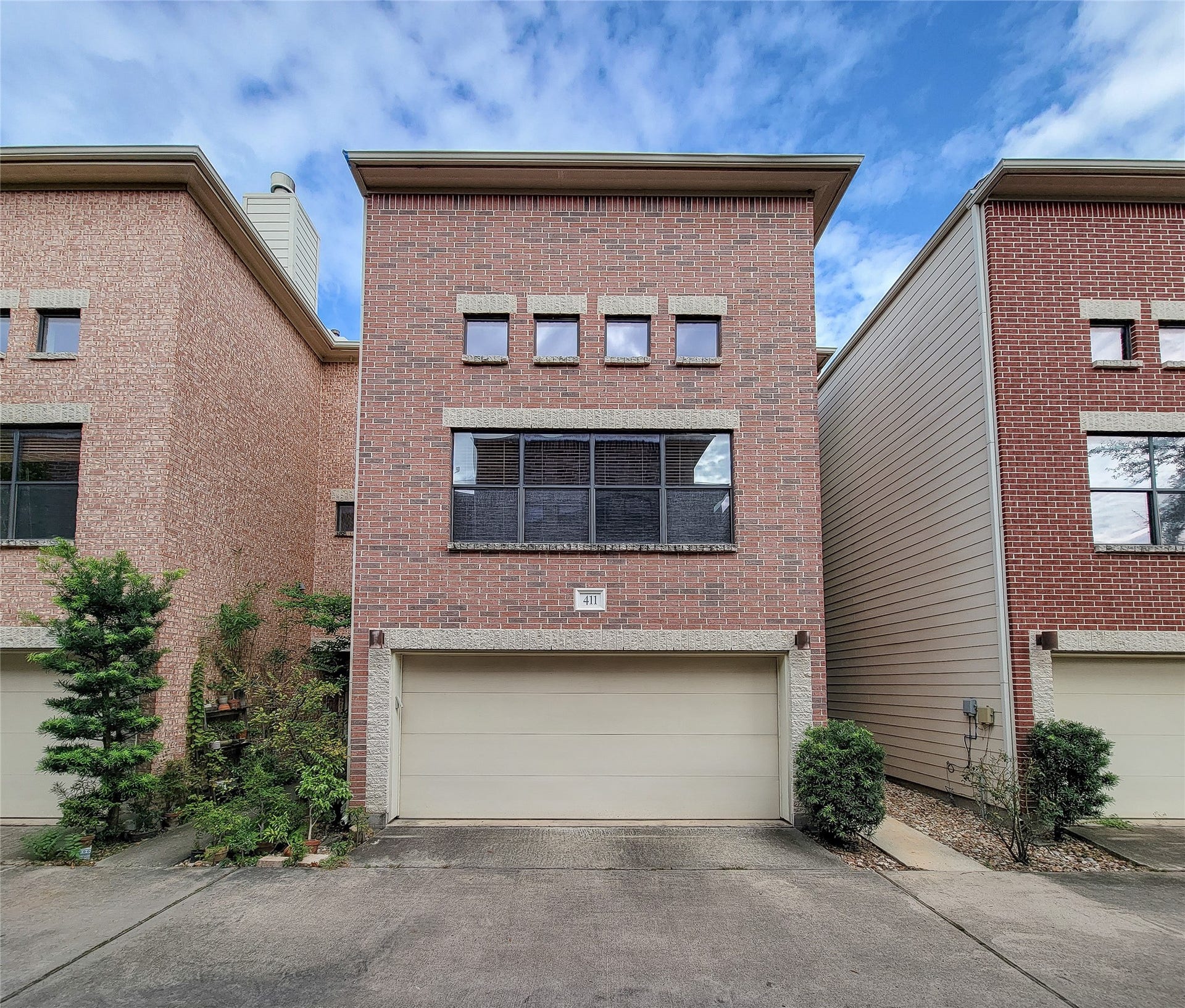 411 West 26th Street, Houston, TX 77008
