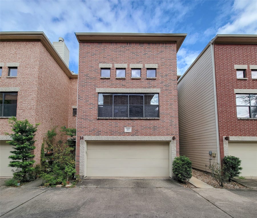 Property photo for 411 West 26th Street, Houston, TX