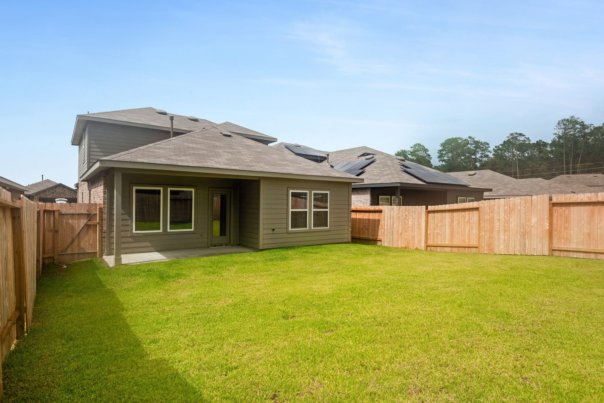 5710 Redstone Gardens Dr, Spring, TX 77373