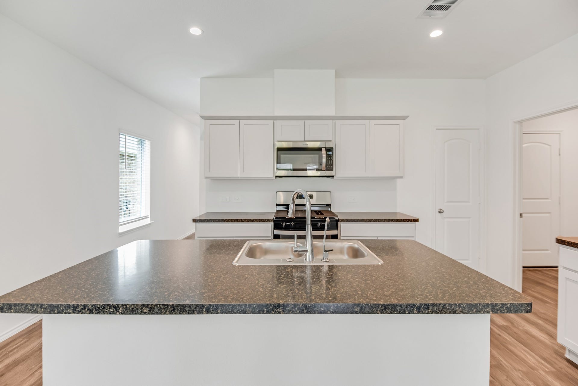 5710 Redstone Gardens Dr, Spring, TX 77373