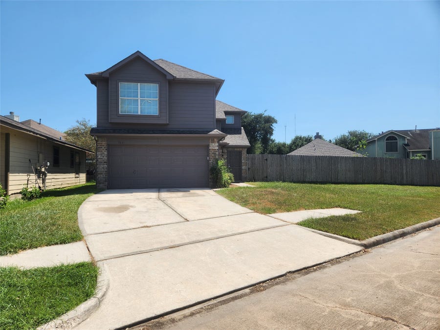 Property photo for 7631 Goudin Drive, Missouri City, TX