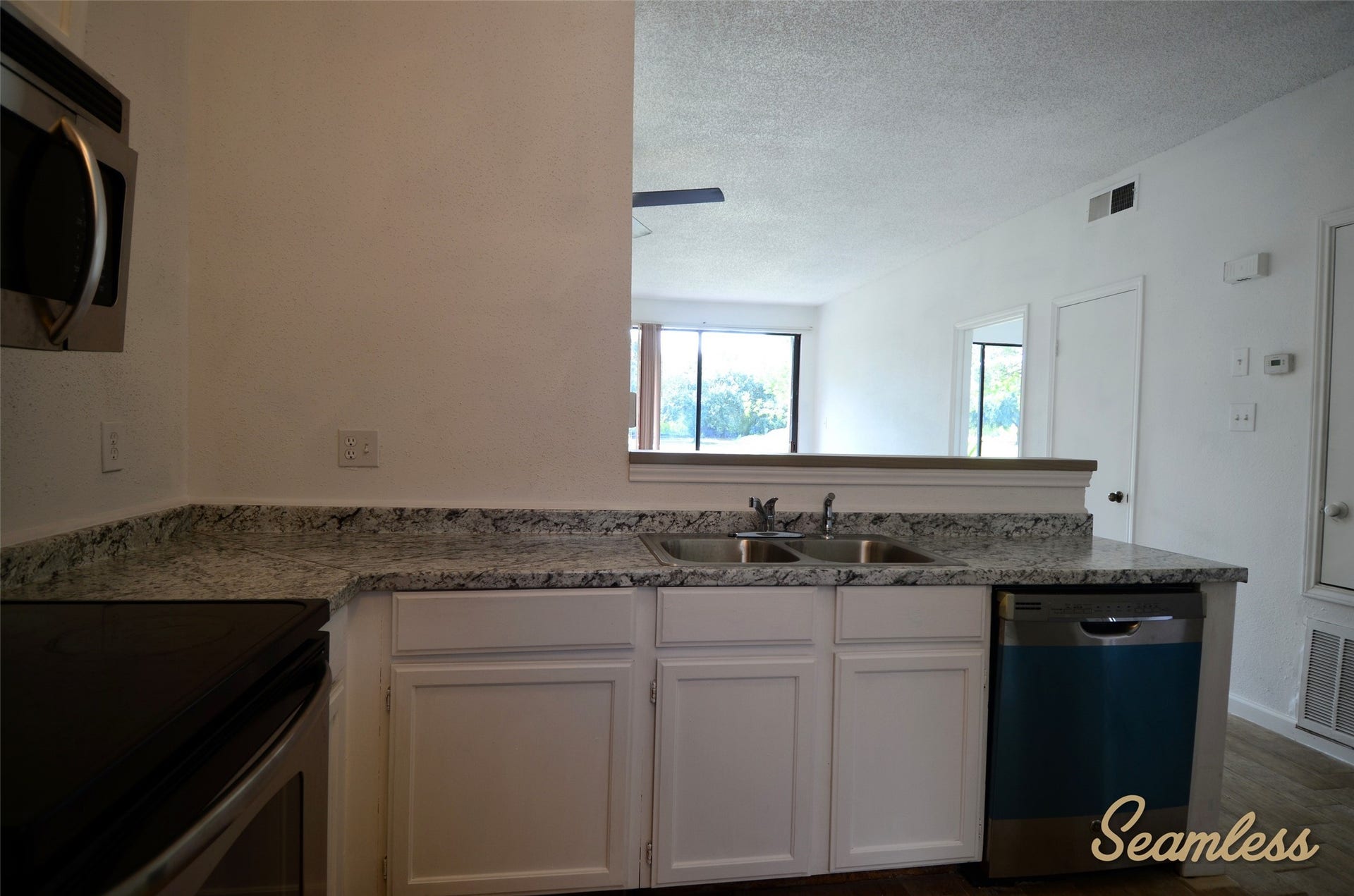 8253 Sands Point Drive, #165, Houston, TX 77036
