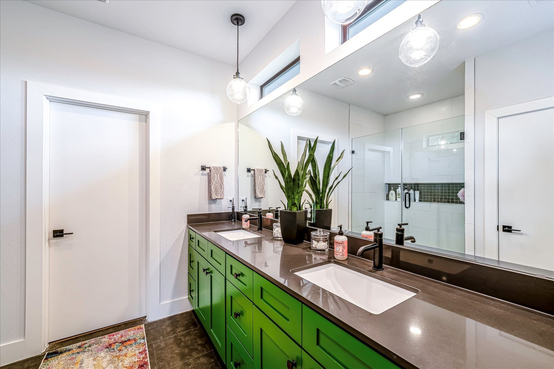 3514 Arlington Street, Houston, TX 77018 Spa-inspired primary bath with quality finishes, generous vanity space, and abundant natural light