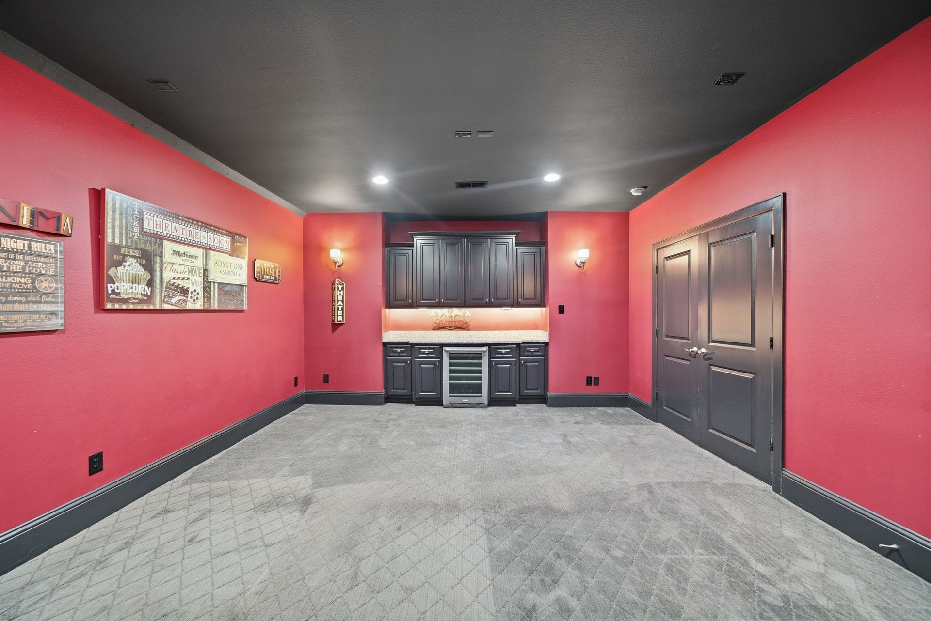 1510 Whispering Pines Drive, Houston, TX 77055 Media room with entertaining bar.