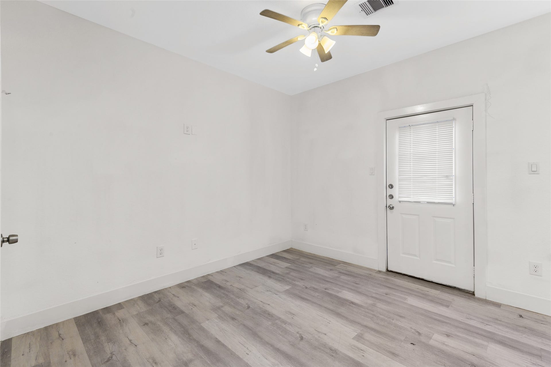 7225 Kassarine Pass, #A, Houston, TX 77033