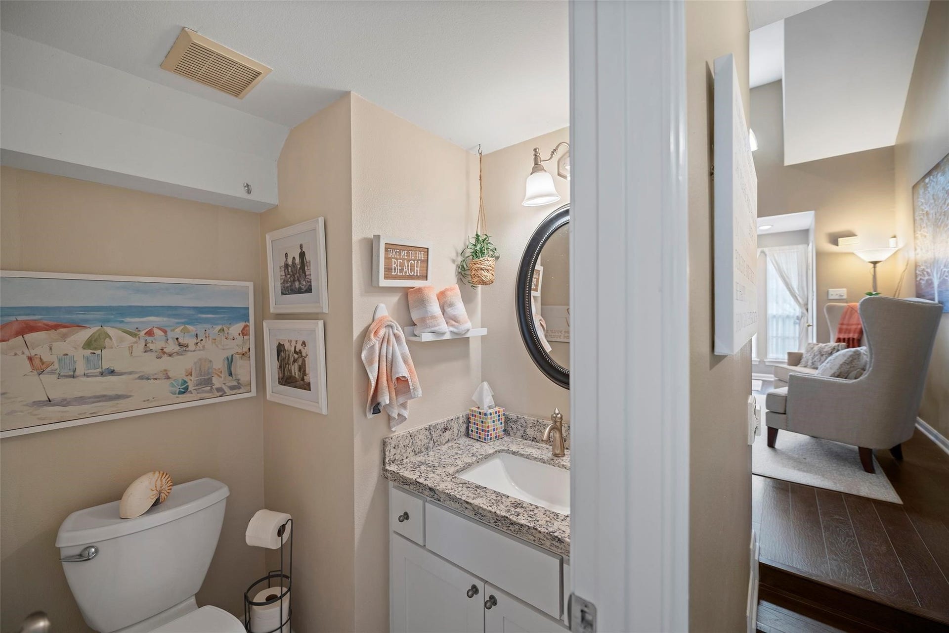 5515 Strack Road, #120, Houston, TX 77069 Guest Bath