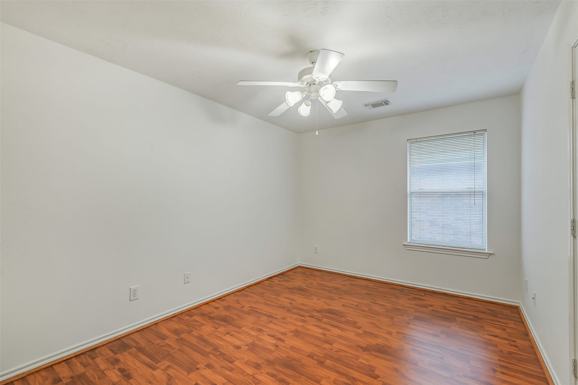 12115 Lucky Meadow Dr, Tomball, TX 77375 Secondary bedroom 2 with recent installed ceiling fan