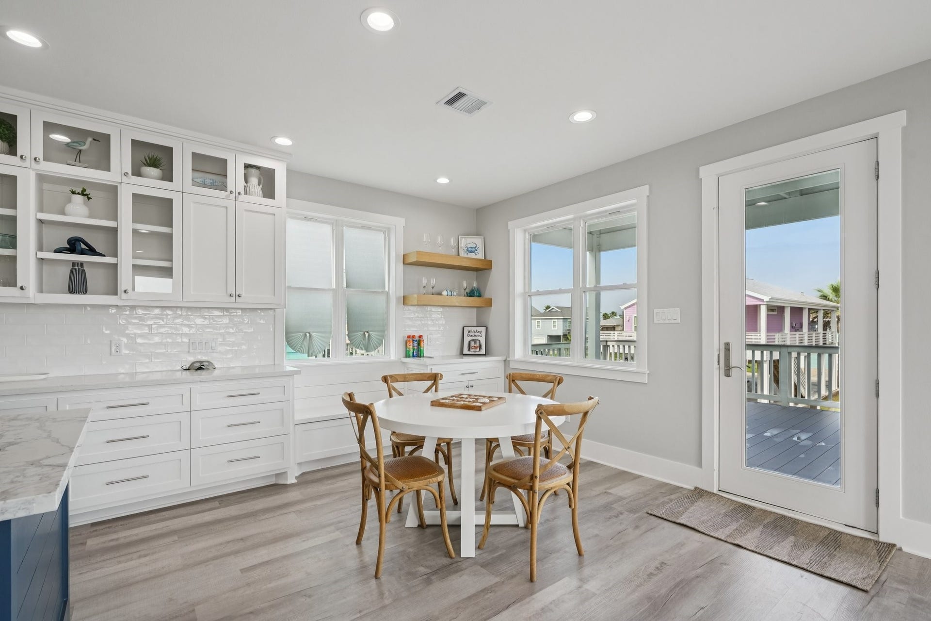 16700 Montego Way, Jamaica Beach, TX 77554 16700 Montego Way, Jamaica Beach, TX 77554
