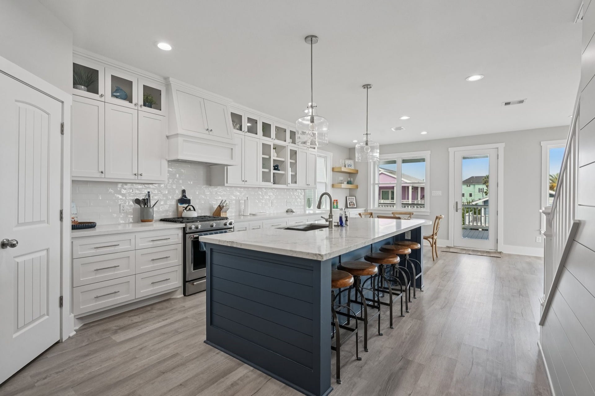 16700 Montego Way, Jamaica Beach, TX 77554 16700 Montego Way, Jamaica Beach, TX 77554